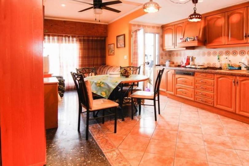 Dénia,Alicante,España,3 Bedrooms Bedrooms,2 BathroomsBathrooms,Pisos,9968