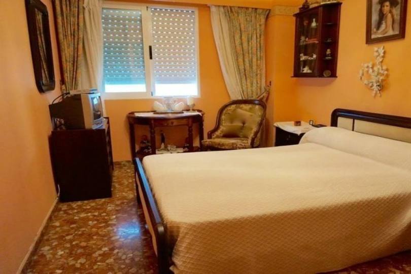 Dénia,Alicante,España,3 Bedrooms Bedrooms,2 BathroomsBathrooms,Pisos,9978