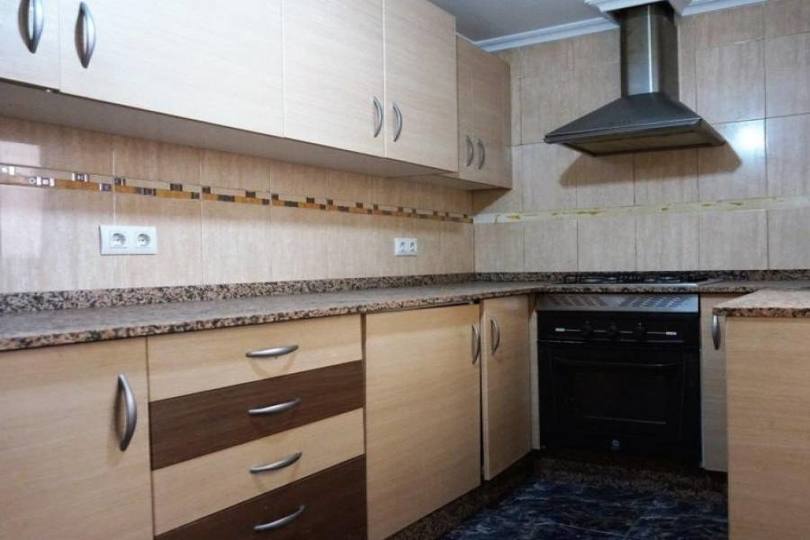 Dénia,Alicante,España,4 Bedrooms Bedrooms,1 BañoBathrooms,Pisos,9989