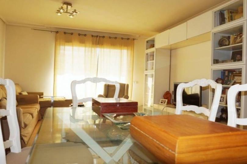 Dénia,Alicante,España,3 Bedrooms Bedrooms,2 BathroomsBathrooms,Pisos,10031