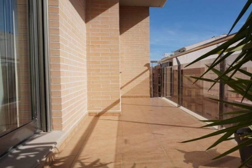Dénia,Alicante,España,3 Bedrooms Bedrooms,2 BathroomsBathrooms,Pisos,10031