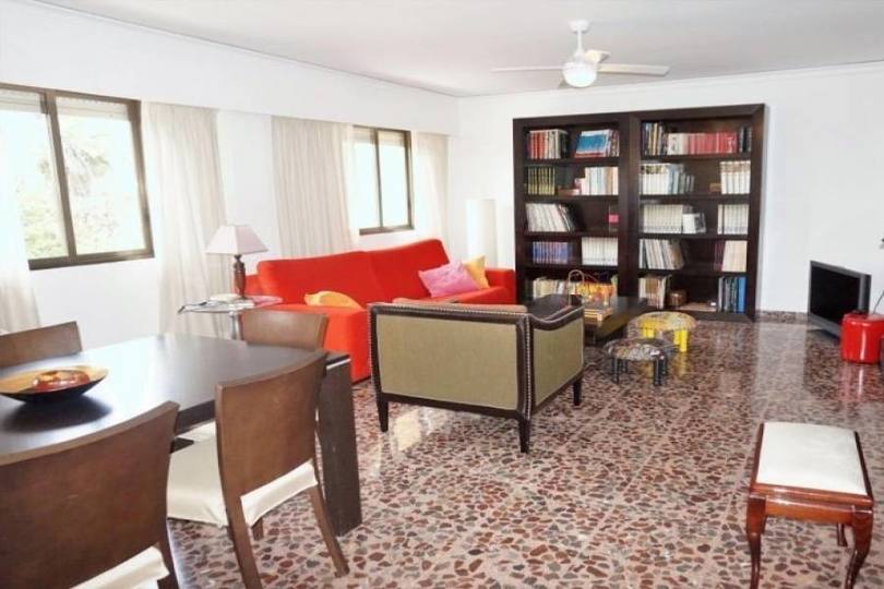 Dénia,Alicante,España,4 Bedrooms Bedrooms,2 BathroomsBathrooms,Pisos,10034