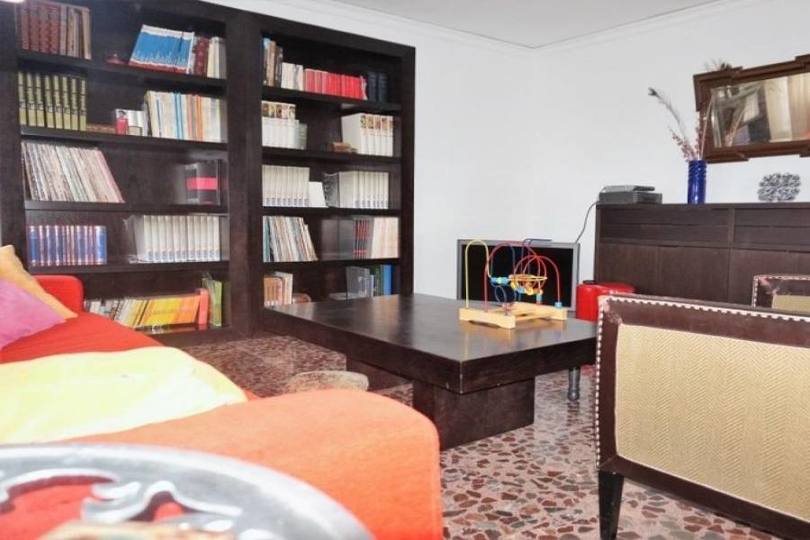 Dénia,Alicante,España,4 Bedrooms Bedrooms,2 BathroomsBathrooms,Pisos,10034