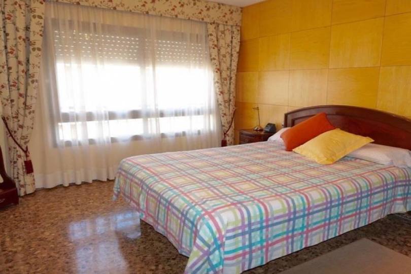 Dénia,Alicante,España,4 Bedrooms Bedrooms,2 BathroomsBathrooms,Pisos,10047