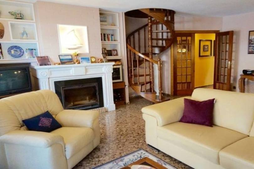 Dénia,Alicante,España,4 Bedrooms Bedrooms,2 BathroomsBathrooms,Pisos,10047