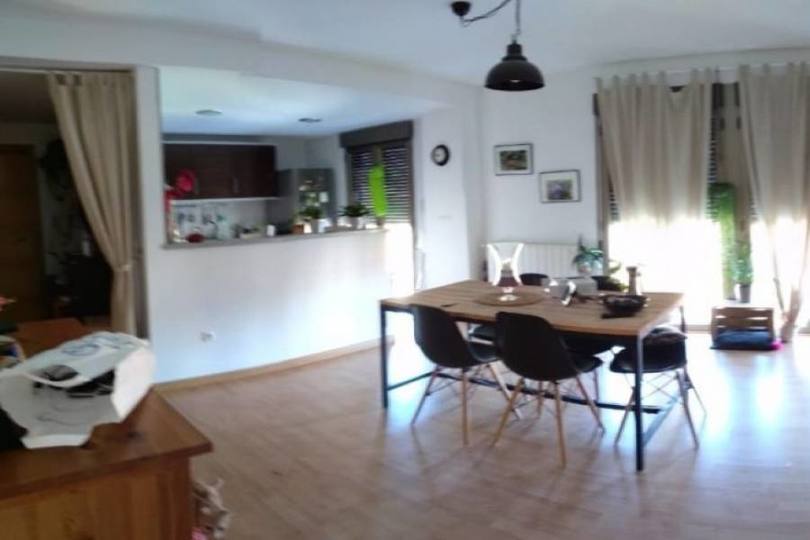 Alcoy-Alcoi,Alicante,España,3 Bedrooms Bedrooms,2 BathroomsBathrooms,Pisos,10057