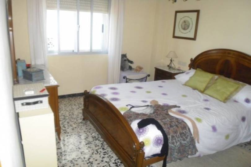 Pedreguer,Alicante,España,4 Bedrooms Bedrooms,2 BathroomsBathrooms,Pisos,10077