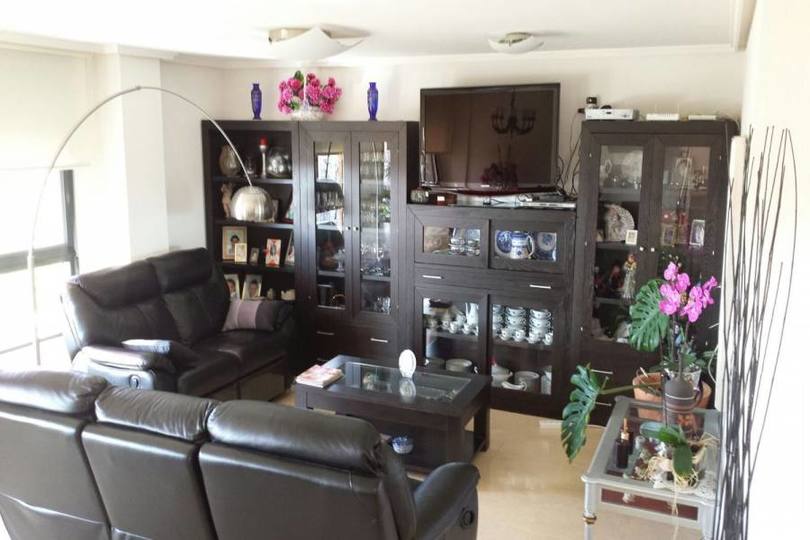 Alicante,Alicante,España,3 Bedrooms Bedrooms,2 BathroomsBathrooms,Pisos,10189