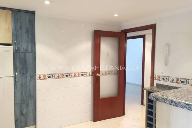 Alicante,Alicante,España,3 Bedrooms Bedrooms,2 BathroomsBathrooms,Pisos,10191