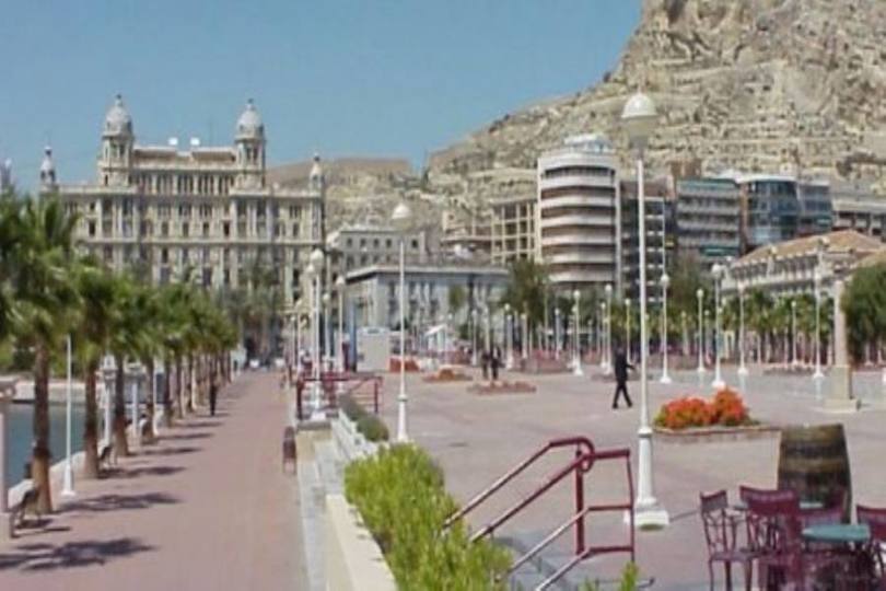 Alicante,Alicante,España,3 Bedrooms Bedrooms,1 BañoBathrooms,Pisos,10206