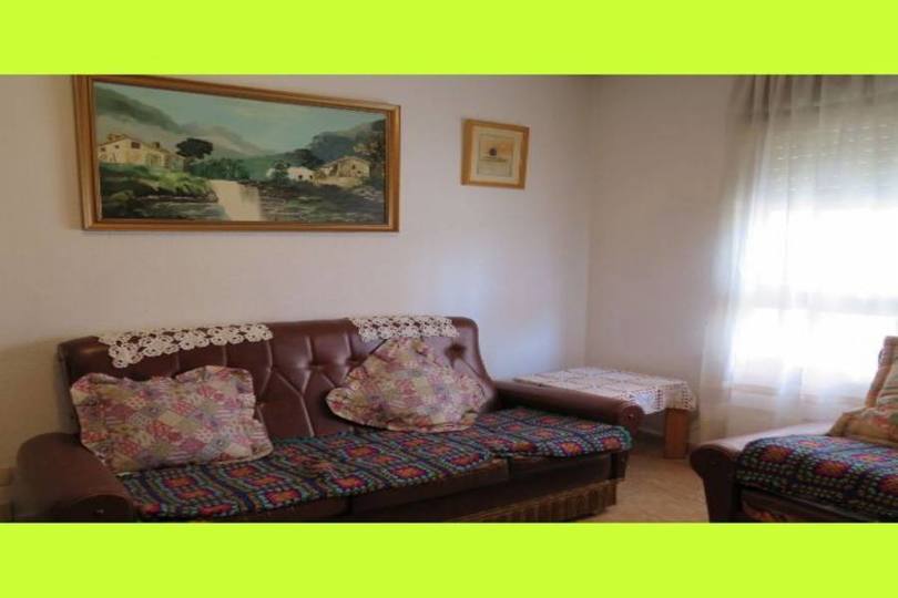 Alicante,Alicante,España,4 Bedrooms Bedrooms,1 BañoBathrooms,Pisos,10208