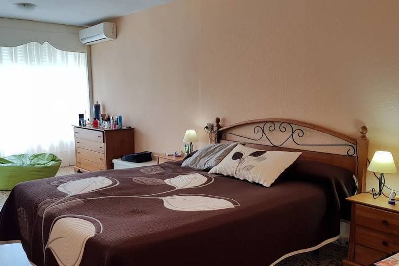 Alicante,Alicante,España,3 Bedrooms Bedrooms,2 BathroomsBathrooms,Pisos,10212