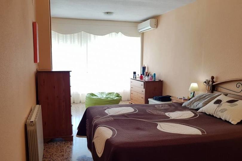 Alicante,Alicante,España,3 Bedrooms Bedrooms,2 BathroomsBathrooms,Pisos,10212