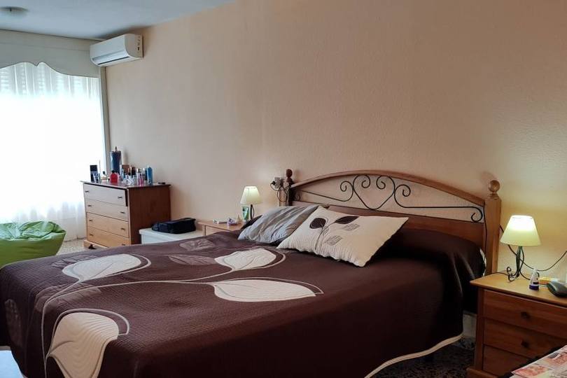 Alicante,Alicante,España,3 Bedrooms Bedrooms,2 BathroomsBathrooms,Pisos,10212