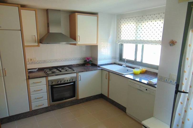 Alicante,Alicante,España,3 Bedrooms Bedrooms,2 BathroomsBathrooms,Pisos,10237