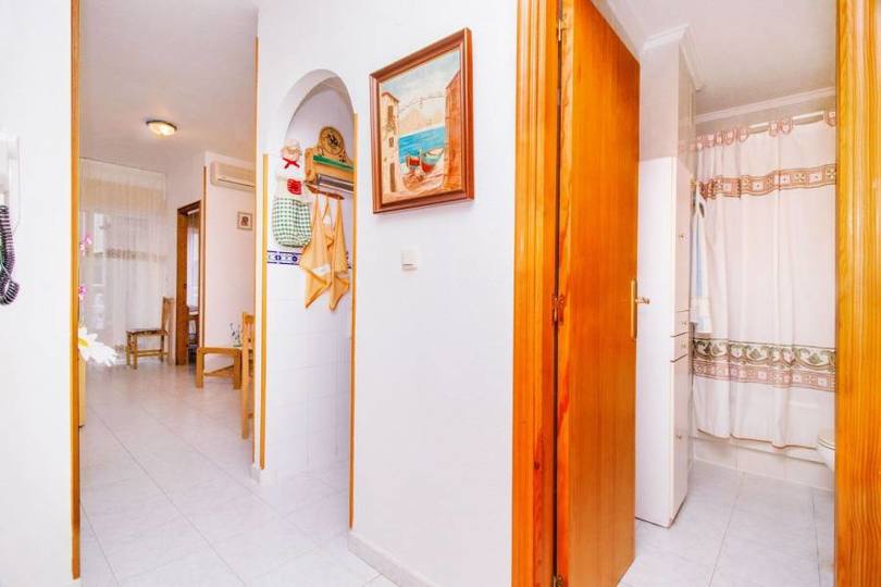 Torrevieja,Alicante,España,3 Bedrooms Bedrooms,1 BañoBathrooms,Pisos,10253