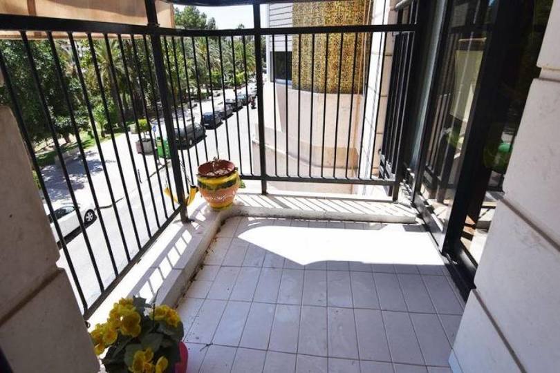 Elche,Alicante,España,3 Bedrooms Bedrooms,2 BathroomsBathrooms,Pisos,11479