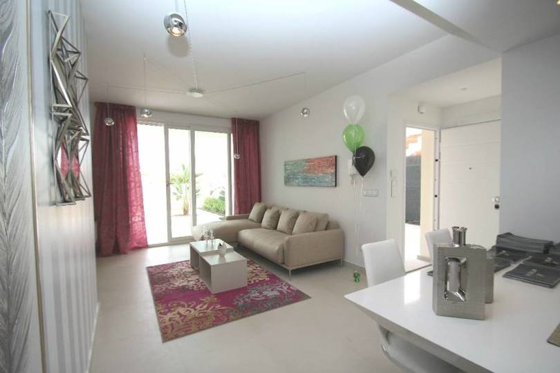 Torrevieja,Alicante,España,3 Bedrooms Bedrooms,2 BathroomsBathrooms,Pisos,11545