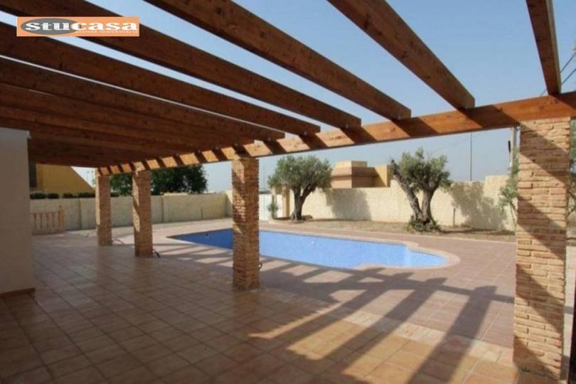 Mutxamel,Alicante,España,4 Bedrooms Bedrooms,3 BathroomsBathrooms,Pisos,11558