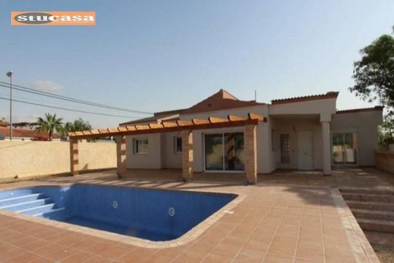 Mutxamel,Alicante,España,4 Bedrooms Bedrooms,3 BathroomsBathrooms,Pisos,11558