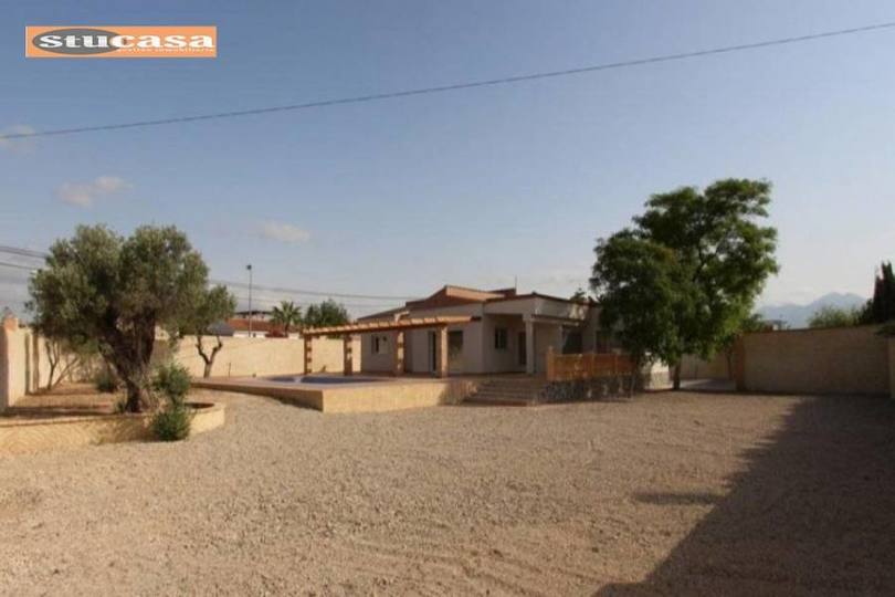 Mutxamel,Alicante,España,4 Bedrooms Bedrooms,3 BathroomsBathrooms,Pisos,11558