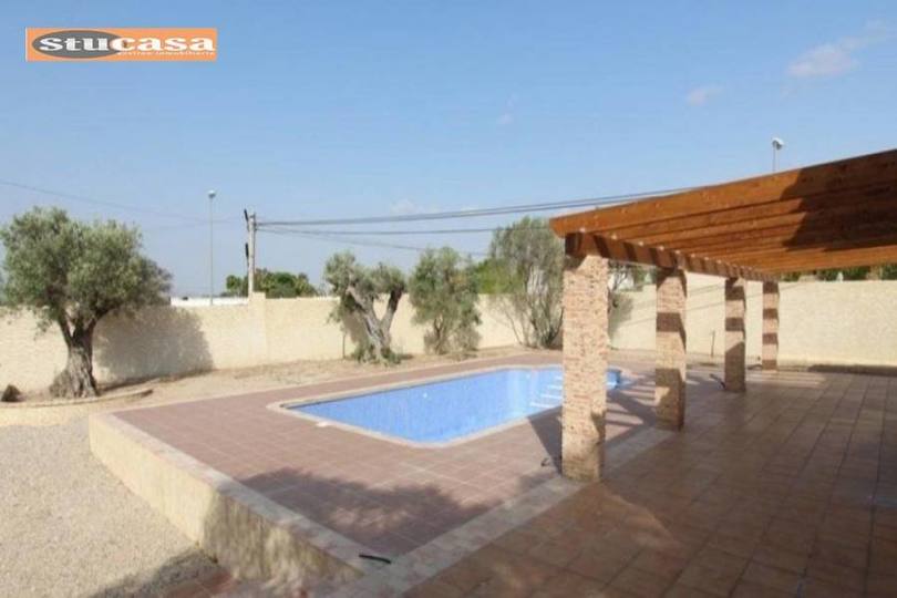 Mutxamel,Alicante,España,4 Bedrooms Bedrooms,3 BathroomsBathrooms,Pisos,11558