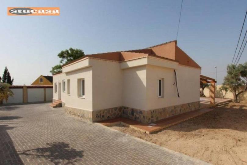 Mutxamel,Alicante,España,4 Bedrooms Bedrooms,3 BathroomsBathrooms,Pisos,11558