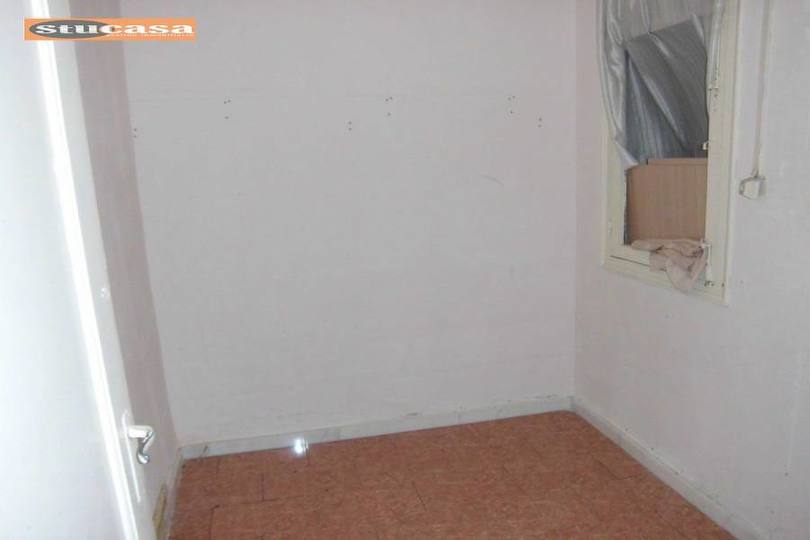 Alicante,Alicante,España,5 Bedrooms Bedrooms,2 BathroomsBathrooms,Pisos,11586