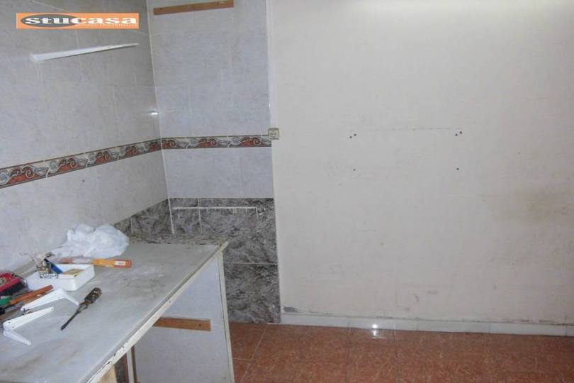Alicante,Alicante,España,5 Bedrooms Bedrooms,2 BathroomsBathrooms,Pisos,11586