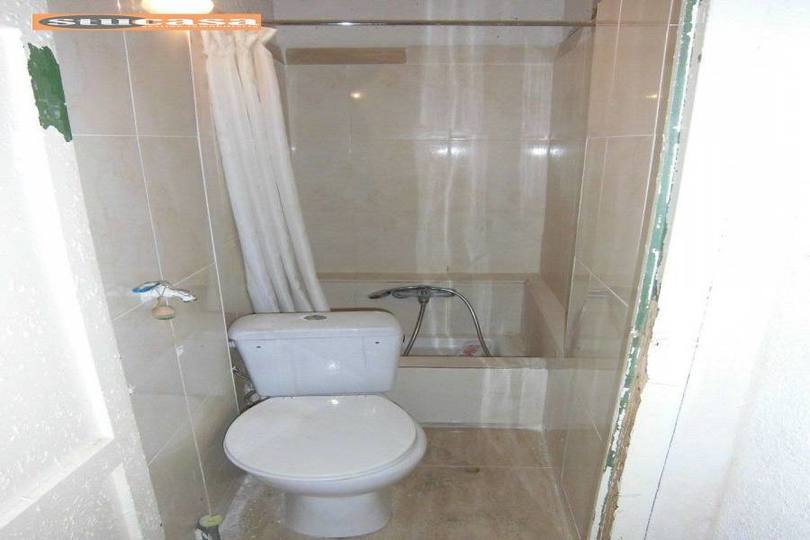 Alicante,Alicante,España,5 Bedrooms Bedrooms,2 BathroomsBathrooms,Pisos,11586