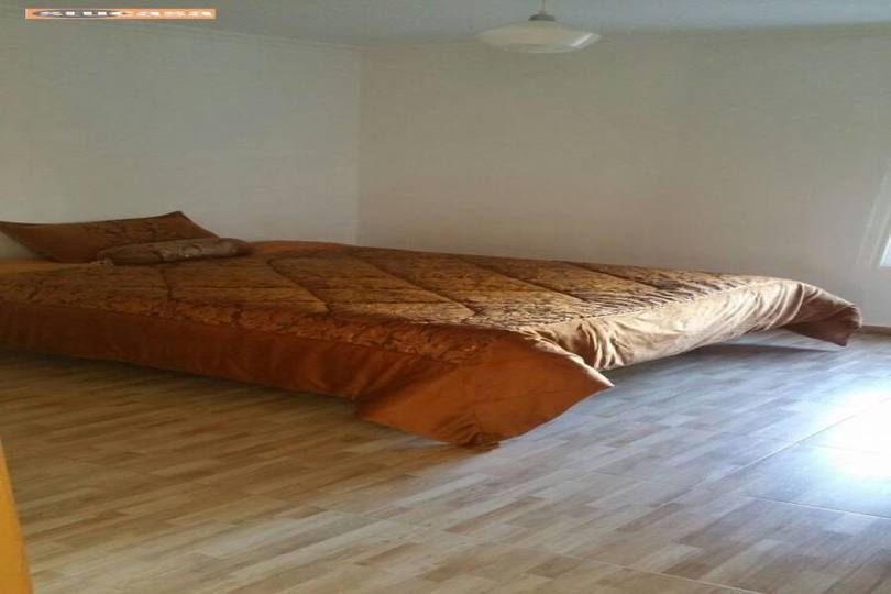 Alicante,Alicante,España,4 Bedrooms Bedrooms,1 BañoBathrooms,Pisos,11595