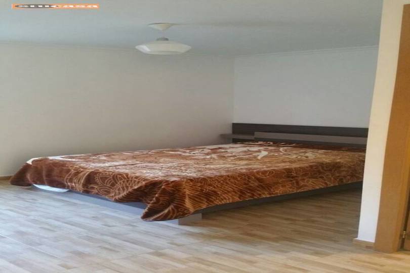 Alicante,Alicante,España,4 Bedrooms Bedrooms,1 BañoBathrooms,Pisos,11595