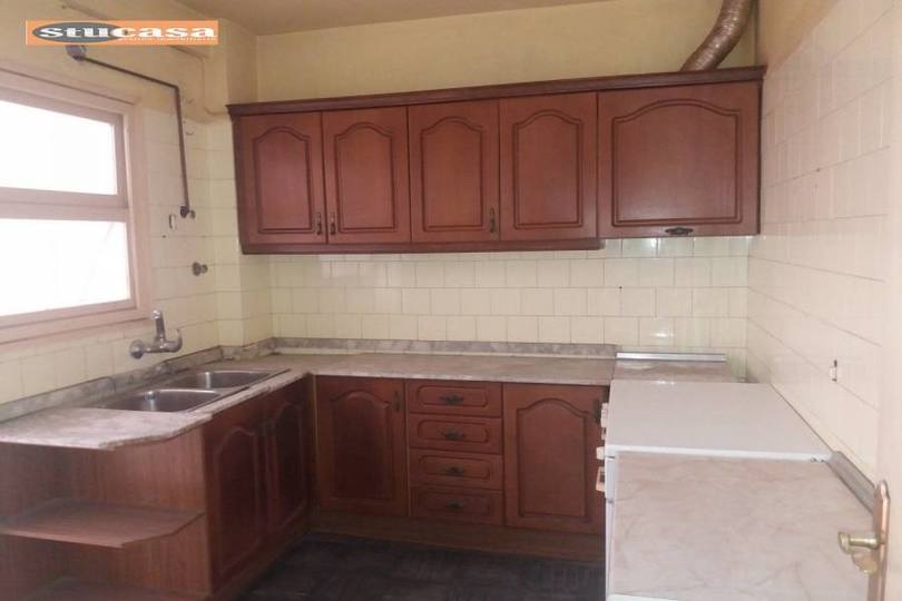 Alicante,Alicante,España,3 Bedrooms Bedrooms,1 BañoBathrooms,Pisos,11598