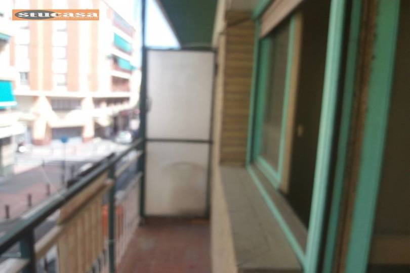 Alicante,Alicante,España,3 Bedrooms Bedrooms,1 BañoBathrooms,Pisos,11598