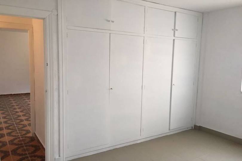 Alicante,Alicante,España,3 Bedrooms Bedrooms,1 BañoBathrooms,Pisos,11606