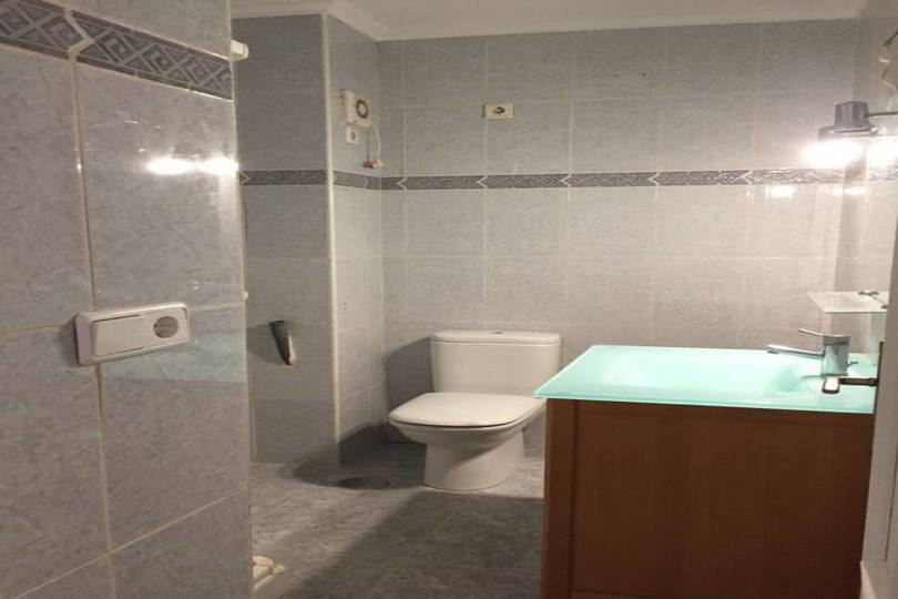 Alicante,Alicante,España,3 Bedrooms Bedrooms,1 BañoBathrooms,Pisos,11606