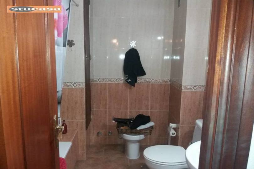 Alicante,Alicante,España,3 Bedrooms Bedrooms,1 BañoBathrooms,Pisos,11608