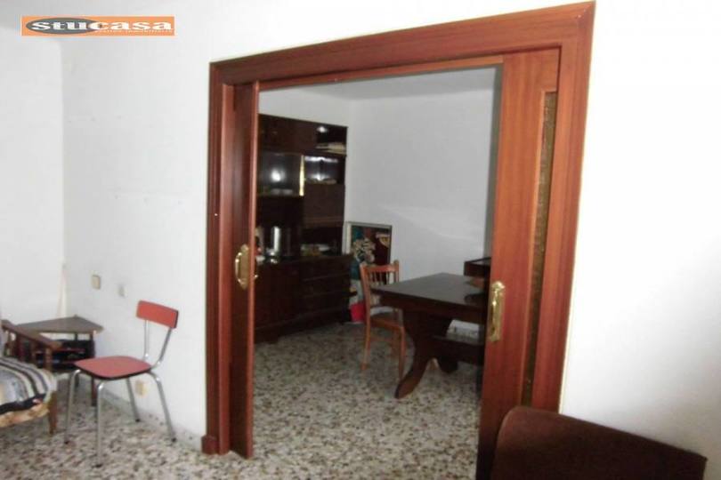 Alicante,Alicante,España,3 Bedrooms Bedrooms,1 BañoBathrooms,Pisos,11615