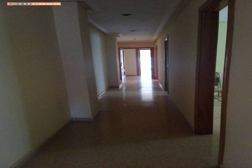 Alicante,Alicante,España,13 Bedrooms Bedrooms,1 BañoBathrooms,Pisos,11619