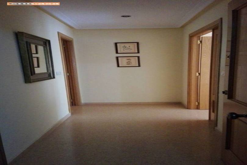 Alicante,Alicante,España,13 Bedrooms Bedrooms,1 BañoBathrooms,Pisos,11619