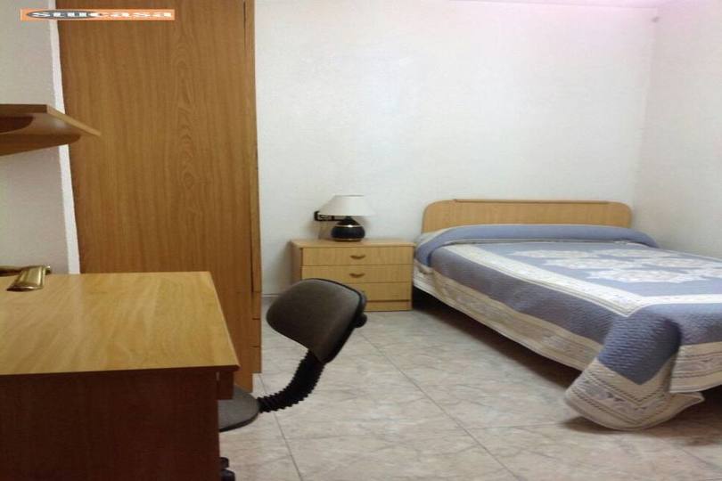 Alicante,Alicante,España,4 Bedrooms Bedrooms,2 BathroomsBathrooms,Pisos,11626