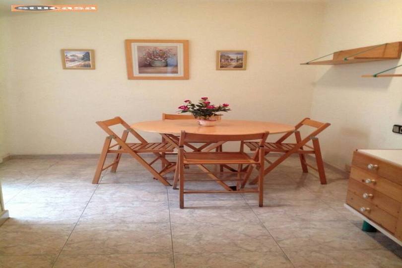 Alicante,Alicante,España,4 Bedrooms Bedrooms,2 BathroomsBathrooms,Pisos,11626