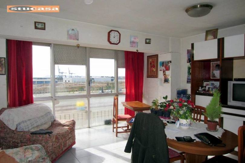 Alicante,Alicante,España,4 Bedrooms Bedrooms,1 BañoBathrooms,Pisos,11634