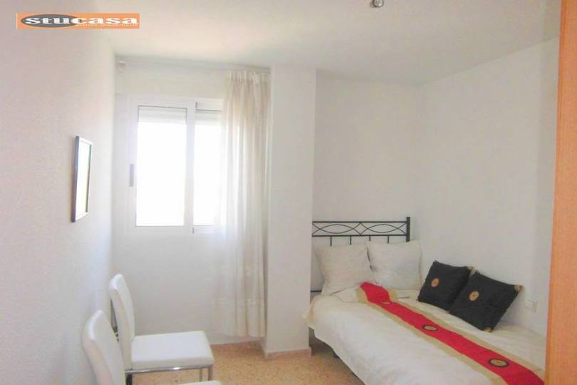 Alicante,Alicante,España,4 Bedrooms Bedrooms,2 BathroomsBathrooms,Pisos,11642