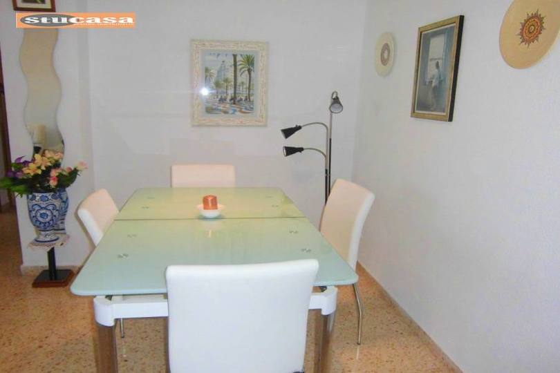 Alicante,Alicante,España,4 Bedrooms Bedrooms,2 BathroomsBathrooms,Pisos,11642