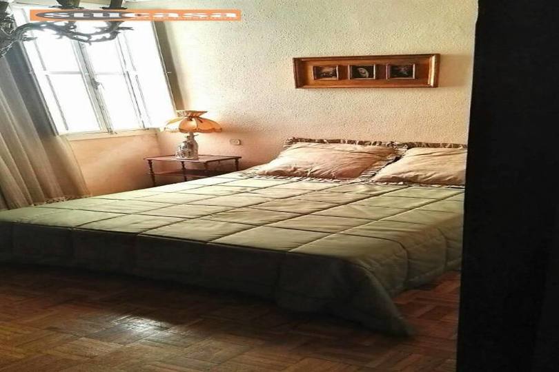 Alicante,Alicante,España,3 Bedrooms Bedrooms,1 BañoBathrooms,Pisos,11645