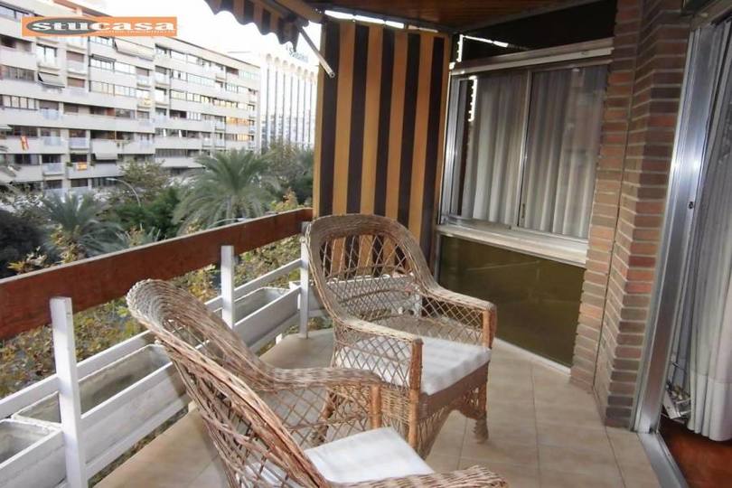 Alicante,Alicante,España,3 Bedrooms Bedrooms,2 BathroomsBathrooms,Pisos,11647