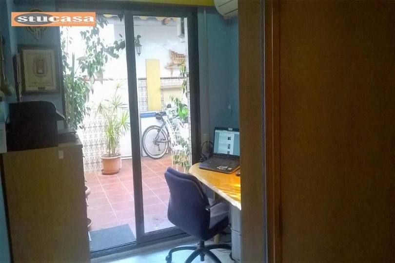 Alicante,Alicante,España,4 Bedrooms Bedrooms,2 BathroomsBathrooms,Pisos,11649