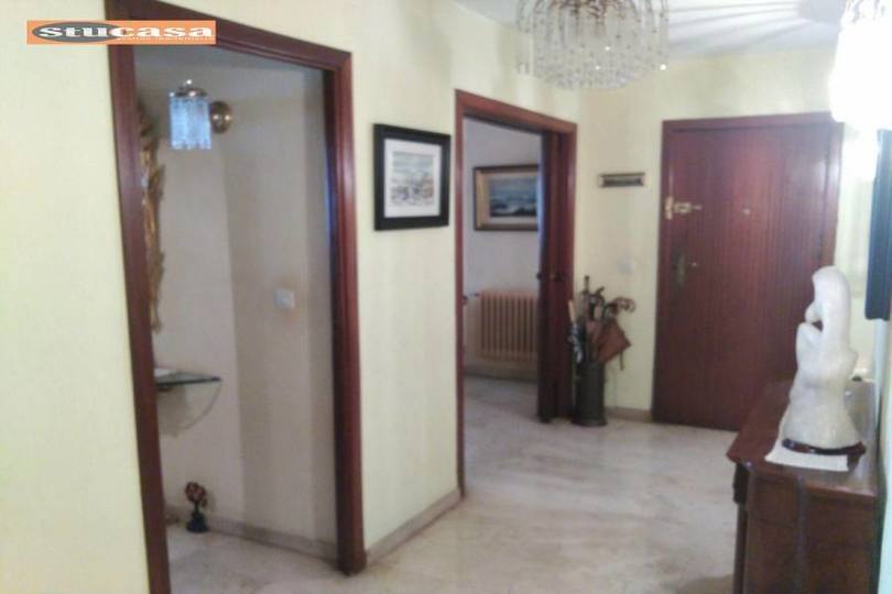 Alicante,Alicante,España,4 Bedrooms Bedrooms,2 BathroomsBathrooms,Pisos,11650