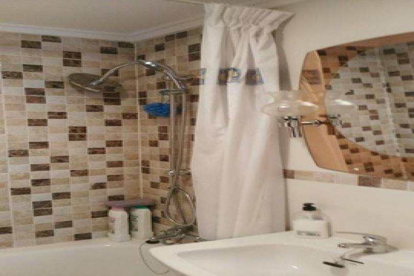 Alicante,Alicante,España,4 Bedrooms Bedrooms,2 BathroomsBathrooms,Pisos,11742